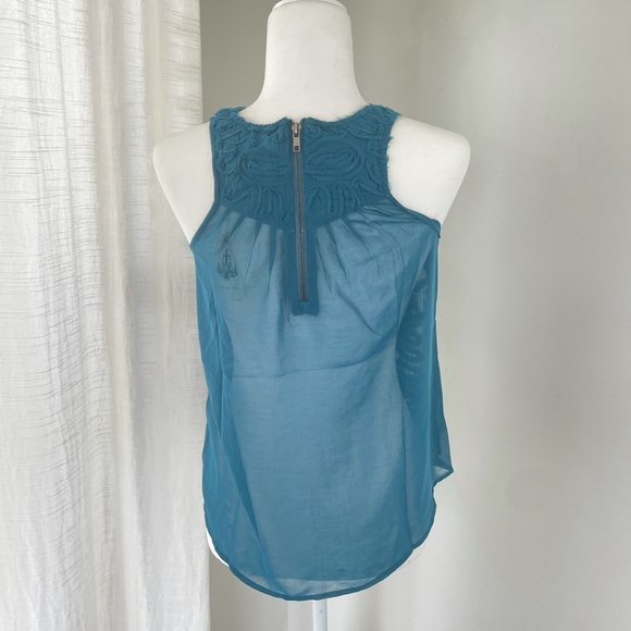 Chandigarh & Lia Teal Green Textured Tank Top - Picture 3 of 7